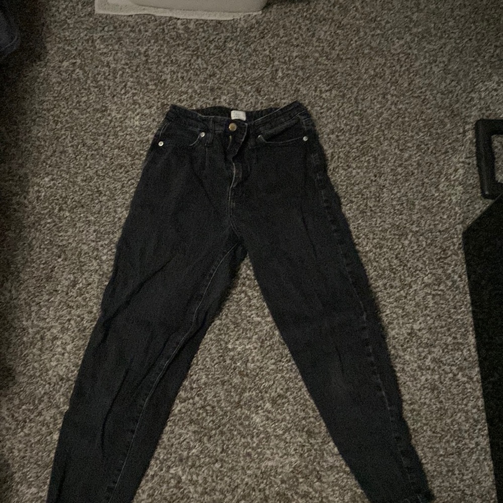 Black comprise jeans